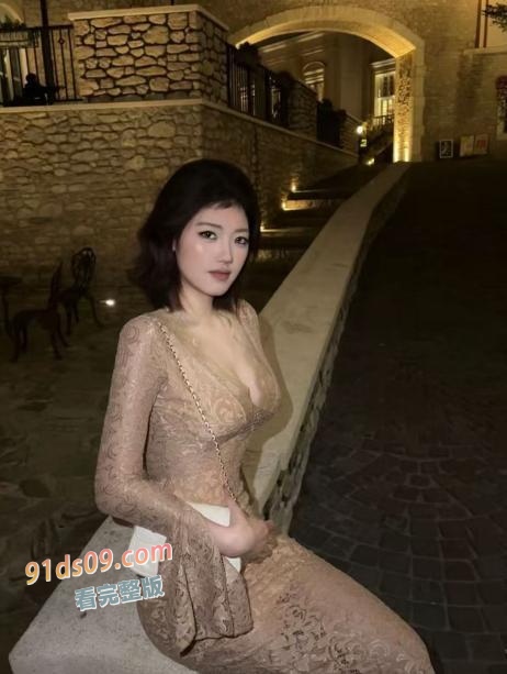 曝光厦门东海职业学院空乘专业黄梦冰 多次出轨，女闺蜜多次帮忙出谋划策 孩子的父亲是谁。