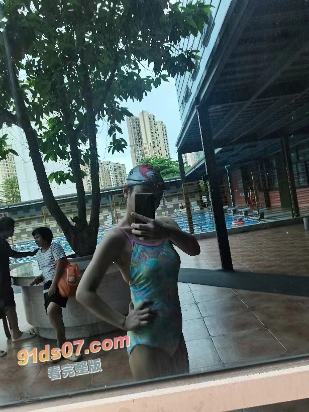 中山国羽恒温游泳水疗馆女教练 林晓蕾 现实女神私下欲女 天天发视频照片勾引网友 这是多长没挨肏了啊！ 图1