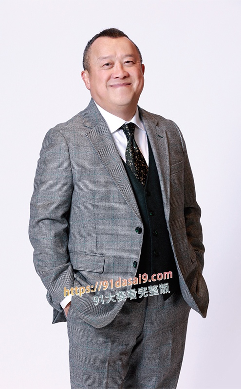 香港TVB女星蔡洁和曾志伟啪啪全裸片段流出，矮冬瓜还是非常勇猛的。 图2