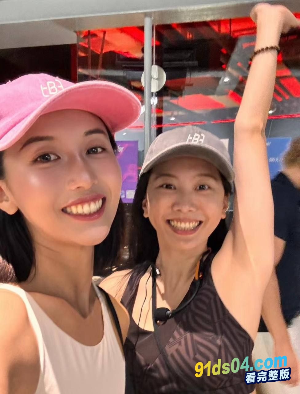 北大校花婊子崇洋媚外 学历越高人越骚 平时都校花女神 私下竟是一只骚母狗一直以来想被黑人爆操～ 图8