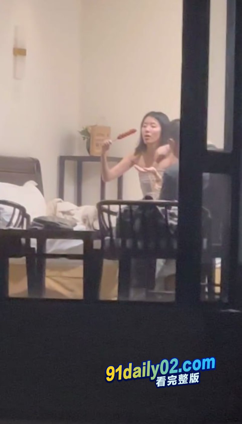 天津现代传媒职业学校大瓜！ 教师马现磊宿舍与女学生乱伦 大学生性教育现场！ 图6