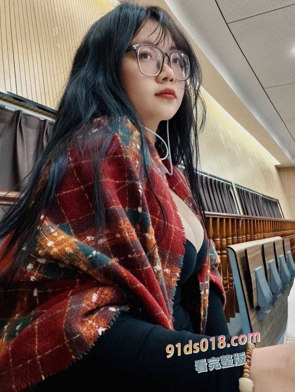 青海师范大学母狗李娇娇，极品眼镜巨乳母狗，喜欢露出 甚至可以在宿舍后入她！