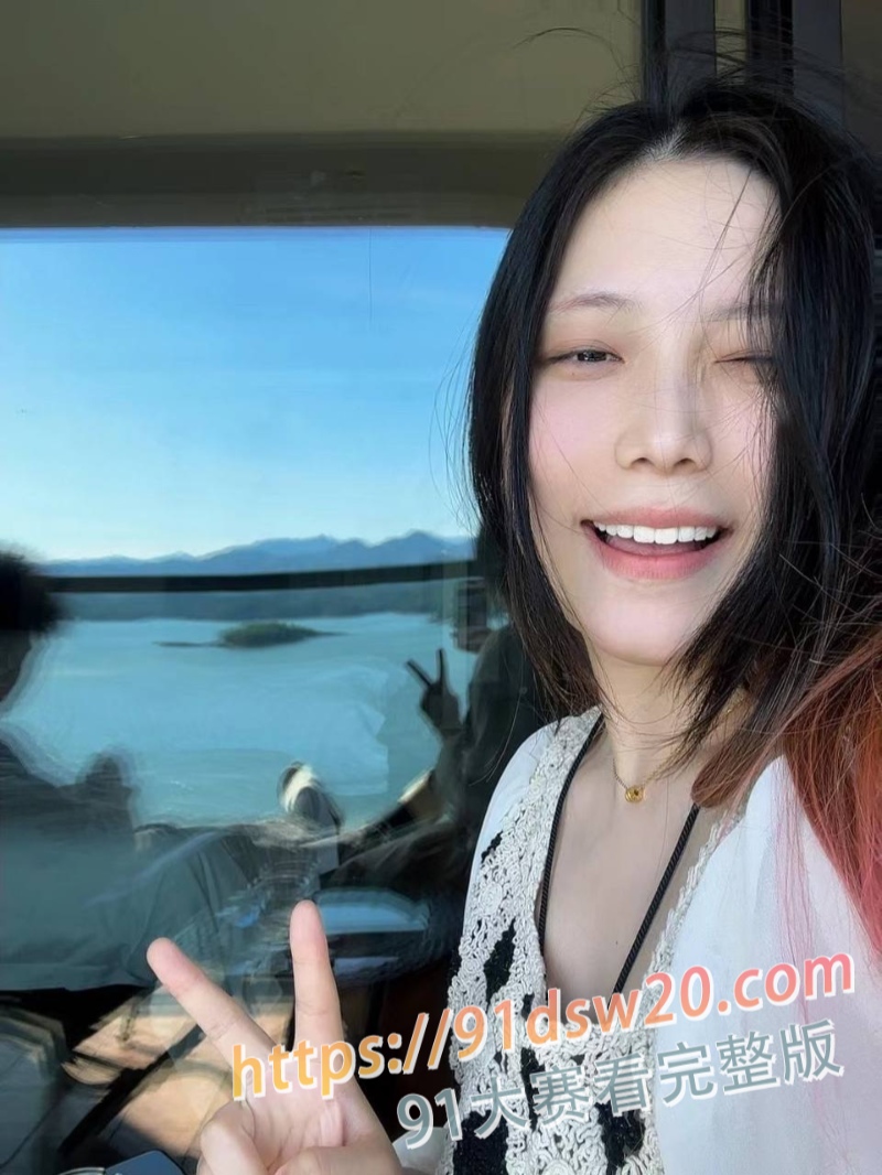浙江嘉兴甜品店服务员 李舒艳 与前男友自拍做爱视频被泄密 表面清纯私下却极度淫荡 图3