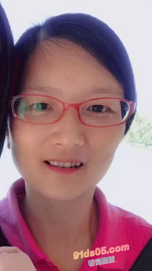 半老徐娘 董冬英 年龄大了依旧也风流 背着老公和女儿找我练瑜伽 甚至还时不时给我钱！ 图1