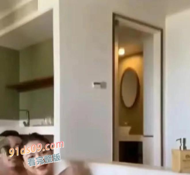 越南新生代女明星武氏英书私密照片被泄露，引发越南网友热议 图5