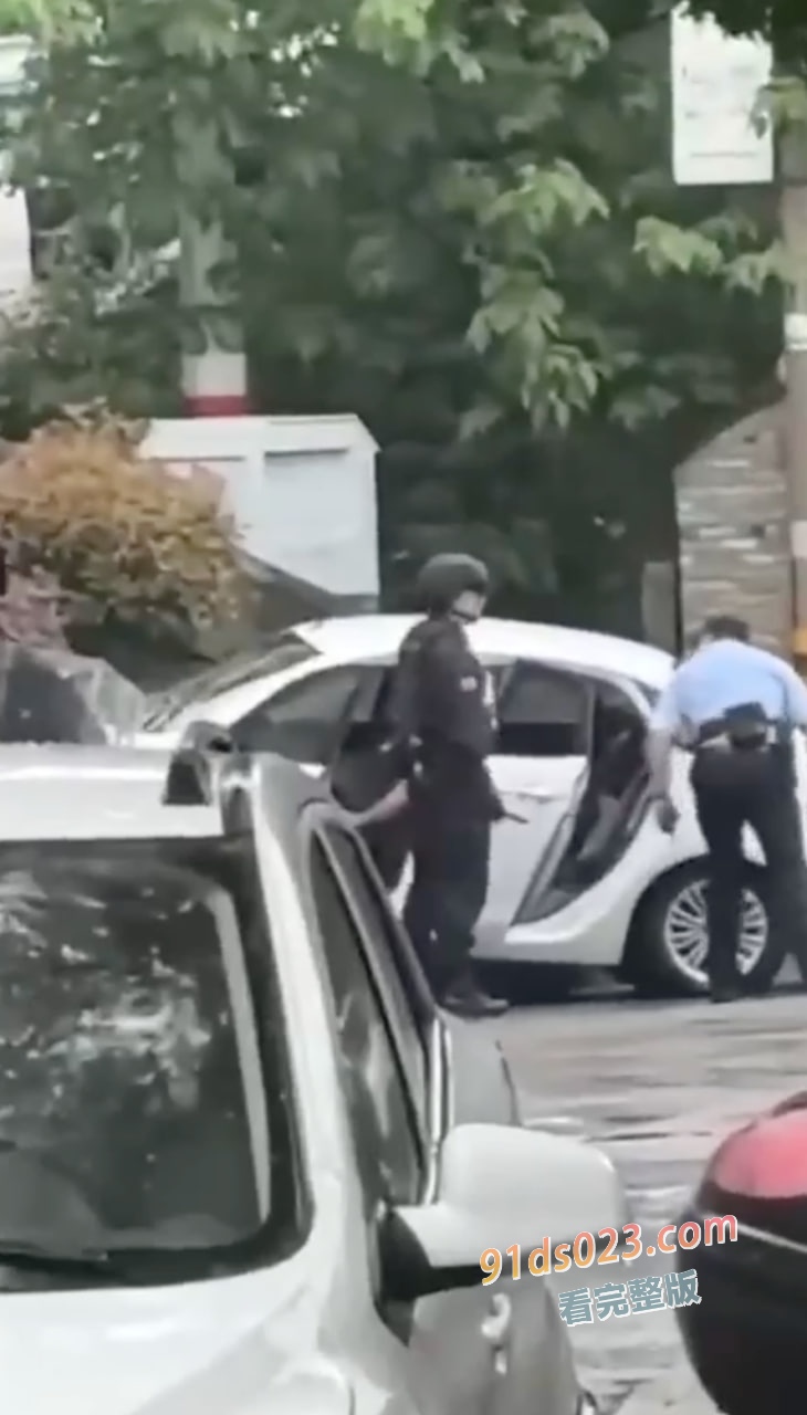 浙江省台州市临海古城附近发生警匪枪战，网传为团伙作案，涉案人员疑从东南亚返回 图5