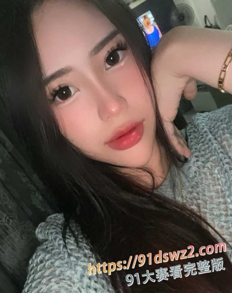 极品颜值网红 Chyi Jun 与前男友自拍视频 露脸口交乳交 肉棒直插怕痛 图7