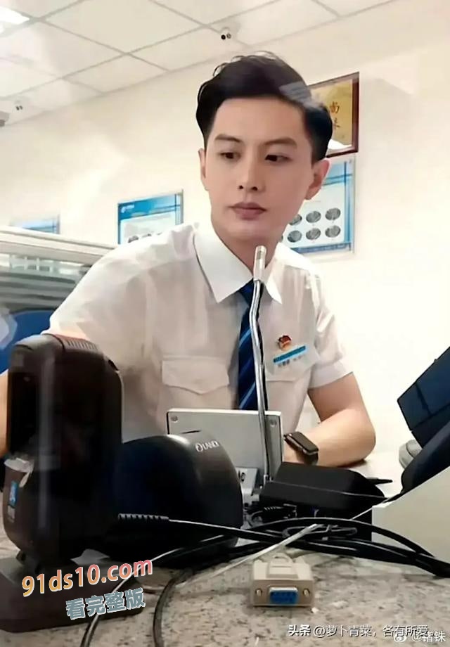短剧男神出道2年就塌房 何健麒劈腿列劣迹艺人 榜一大姐”的爆料 图10