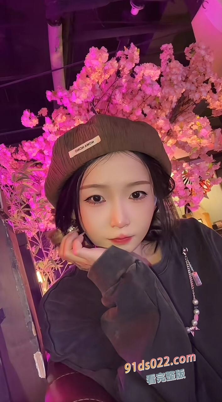 抖音网红王幼宁与闺蜜团涉“持刀霸凌”风波，现场视频引发全网热议 图6