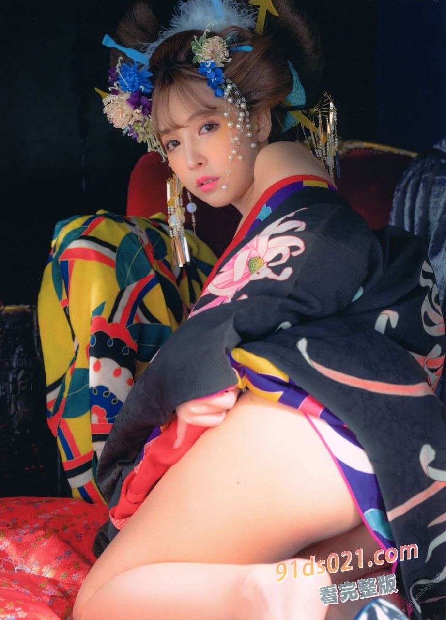 三上悠亜 花魁写真集 和美写美 附带 三上悠亚的开苞同居档案无码破解鉴赏～ 图19
