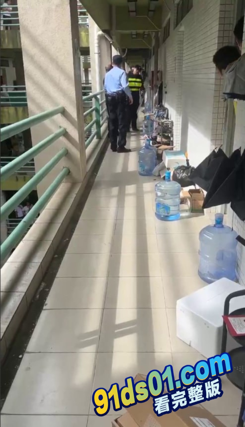 广东工业大学 两名学生持械打架事件 棒球棍VS小刀 棒球棍大胜 图5