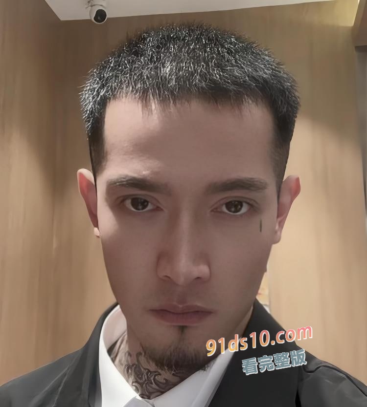 大瓜！郑爽被包养，对方是炫富网红AKA刀枪不入的父亲，曾卷走储户400亿！ 图15