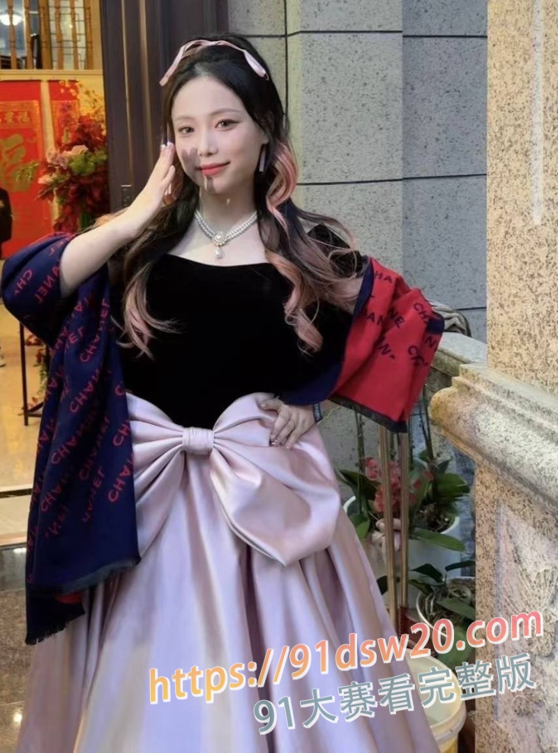 浙江嘉兴甜品店服务员 李舒艳 与前男友自拍做爱视频被泄密 表面清纯私下却极度淫荡 图8