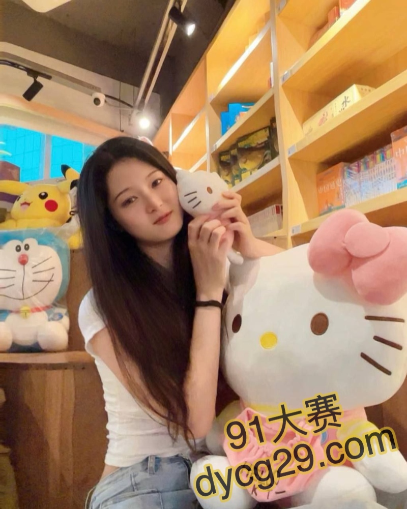 西藏职业技术学院林丹妮被男友拍摄做爱小视频分享至群聊 清纯人设翻车 图2