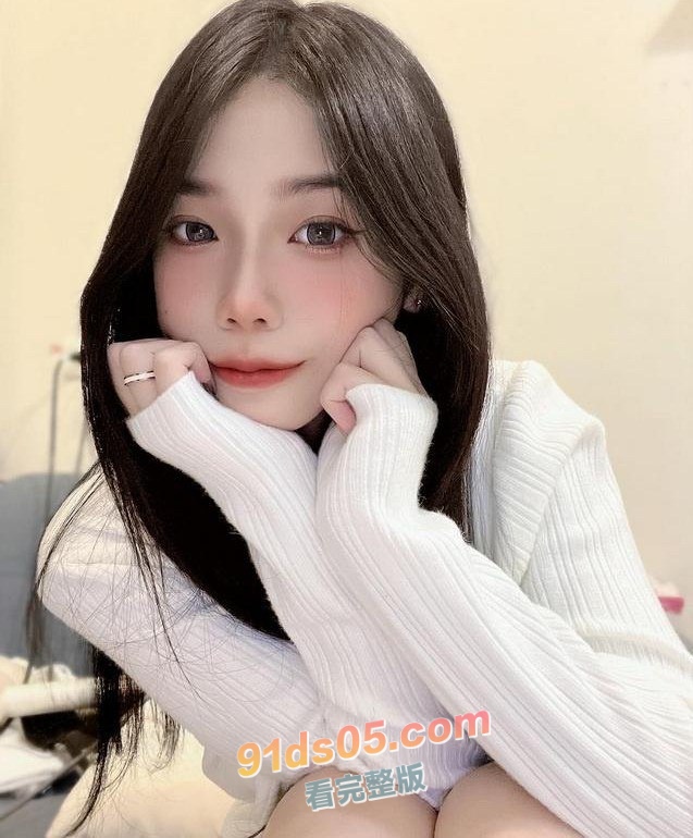 约炮大神独家泄密出一位02年极品美少女 颜凯柔 超高颜值及身材被操的呻吟不断！