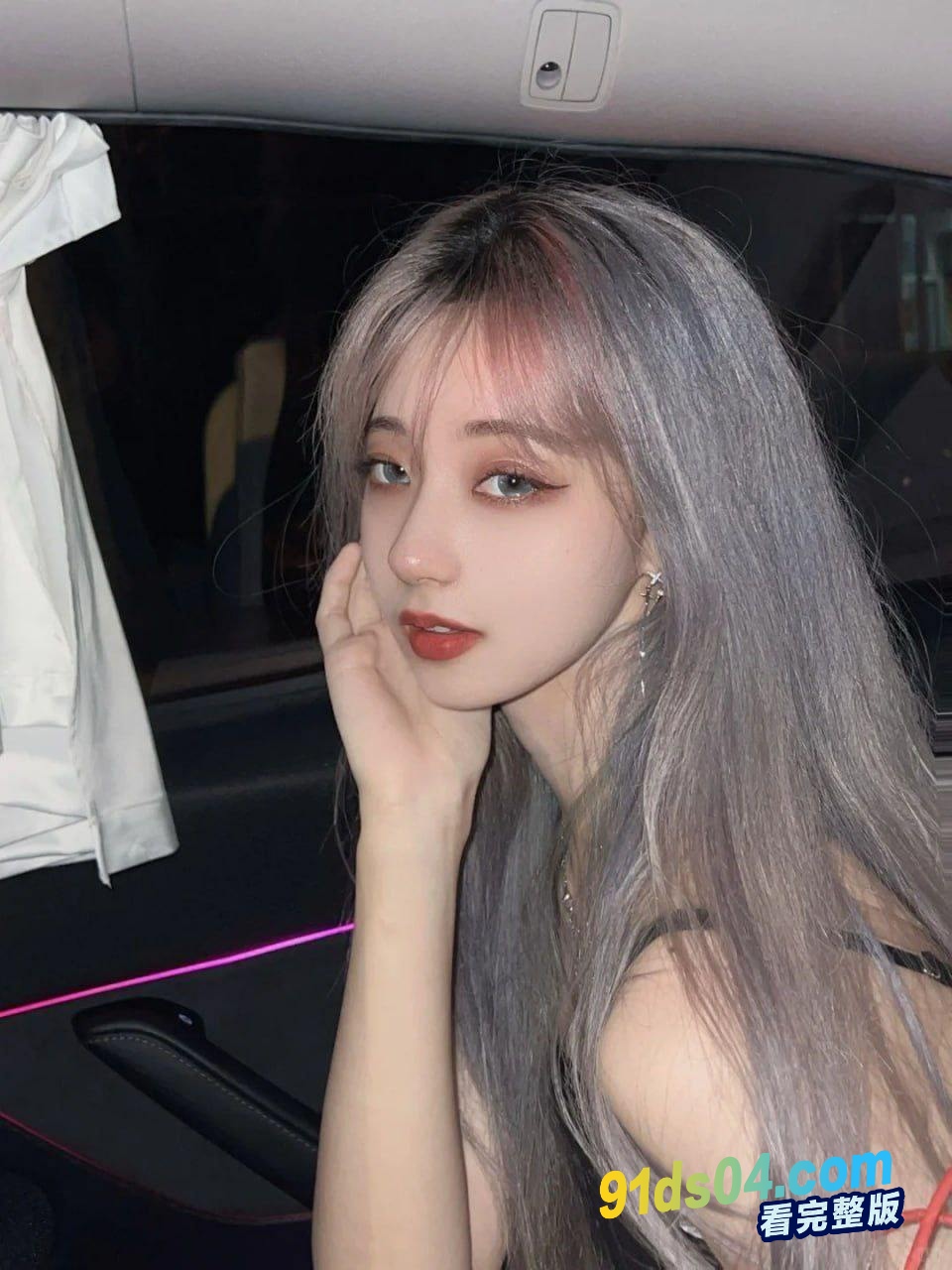 西安 极品女神刘嘉欣，现役Kpop女团成员，下海做伴游，5天3W，162的身高的极品炮架子，看起来身材不错，毕业于西安师范大学！ 图7