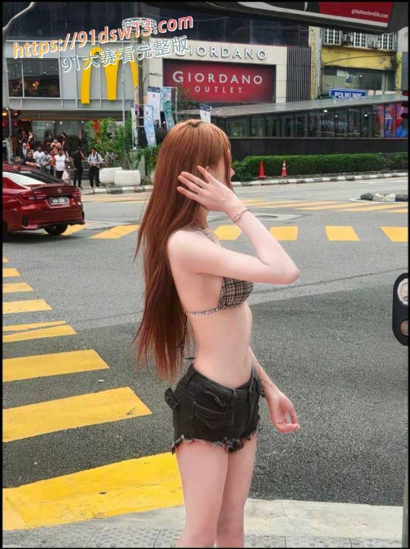 抖音网红 芙妮 黑历史被深扒 暴露自拍和诱惑内容被翻出 各种姿势诱惑展示 早期福利姬时期照片和视频！ 图4