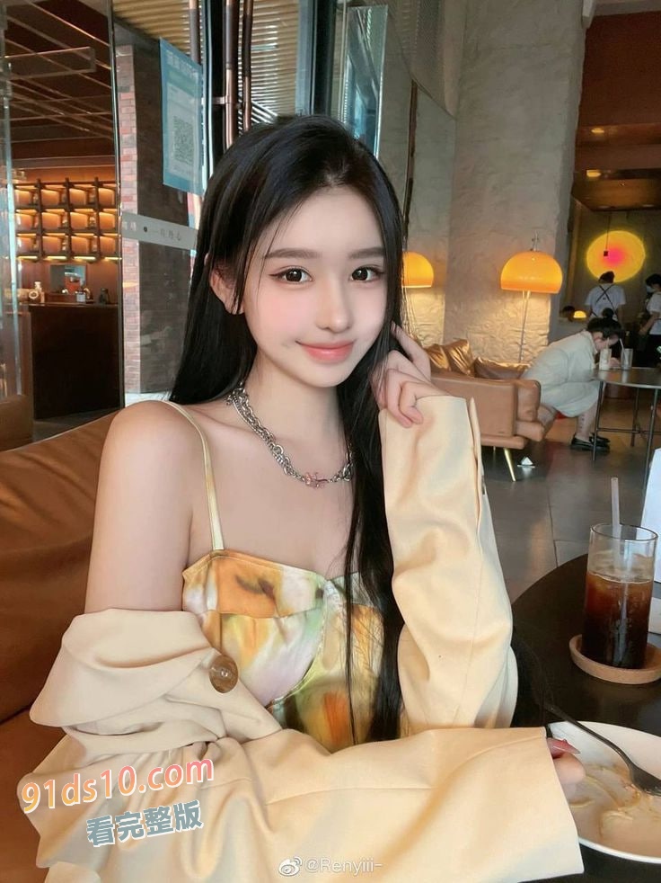 烟台鲁东大学艳遇门事件炸裂网络！女大学生用肉体换车票，多少货拉拉司机后悔没早一点抢单。