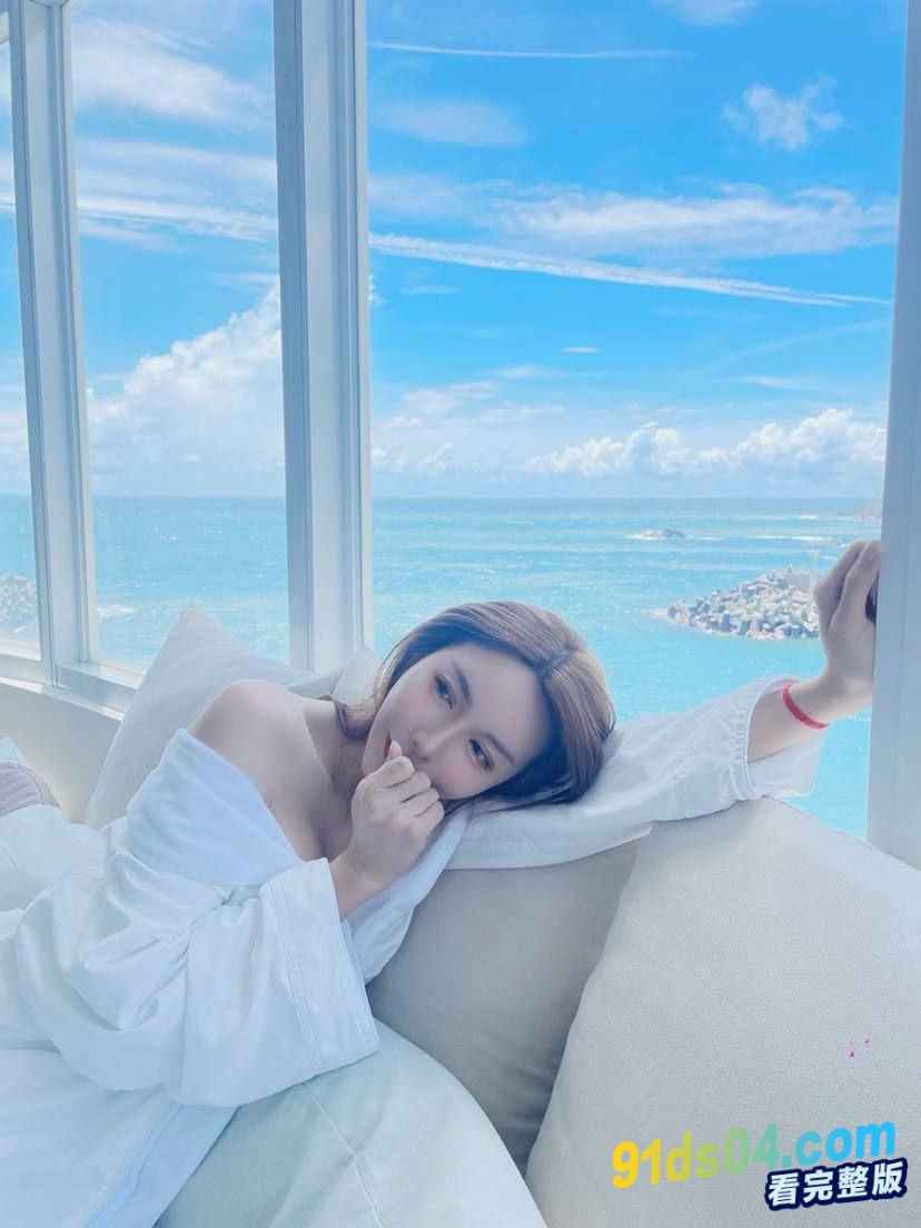 台湾抖音queena昆娜泄密 身材颜值都很高的一个御姐少妇，人前端庄的人妻 人后骚母狗，掰开骚穴给你看 图5
