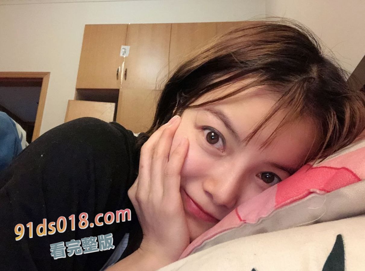 新婚不到一个月出轨，看着文静，但上了床就变骚逼母狗！ 图2