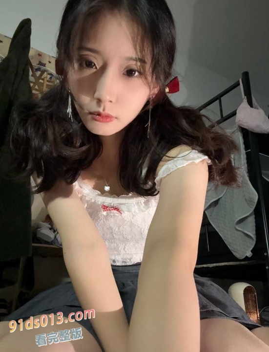 素人精选集重磅来袭！南京大学杨妙，颜值天花板的极品女大学生，自慰泄密视频曝光～ 图5