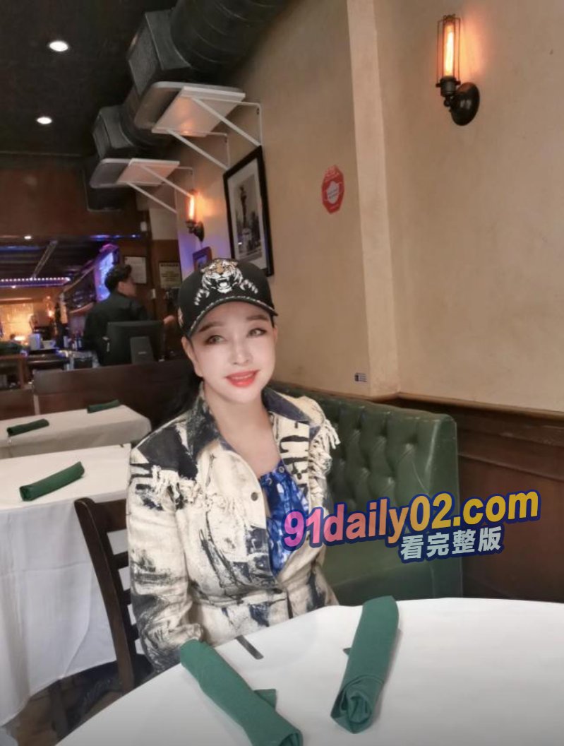 刘晓庆和小奶狗炸裂微信内容曝光 70多岁了还能吸土 要小男友把子弹留给她 图14