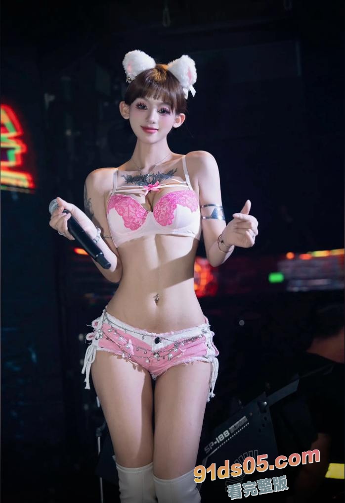 广东 东莞 夜场女DJ 刘晓露 恋爱期间出轨，经常圈老板们的钱遭金主曝光，18岁的小母狗有钱就能操！ 图7