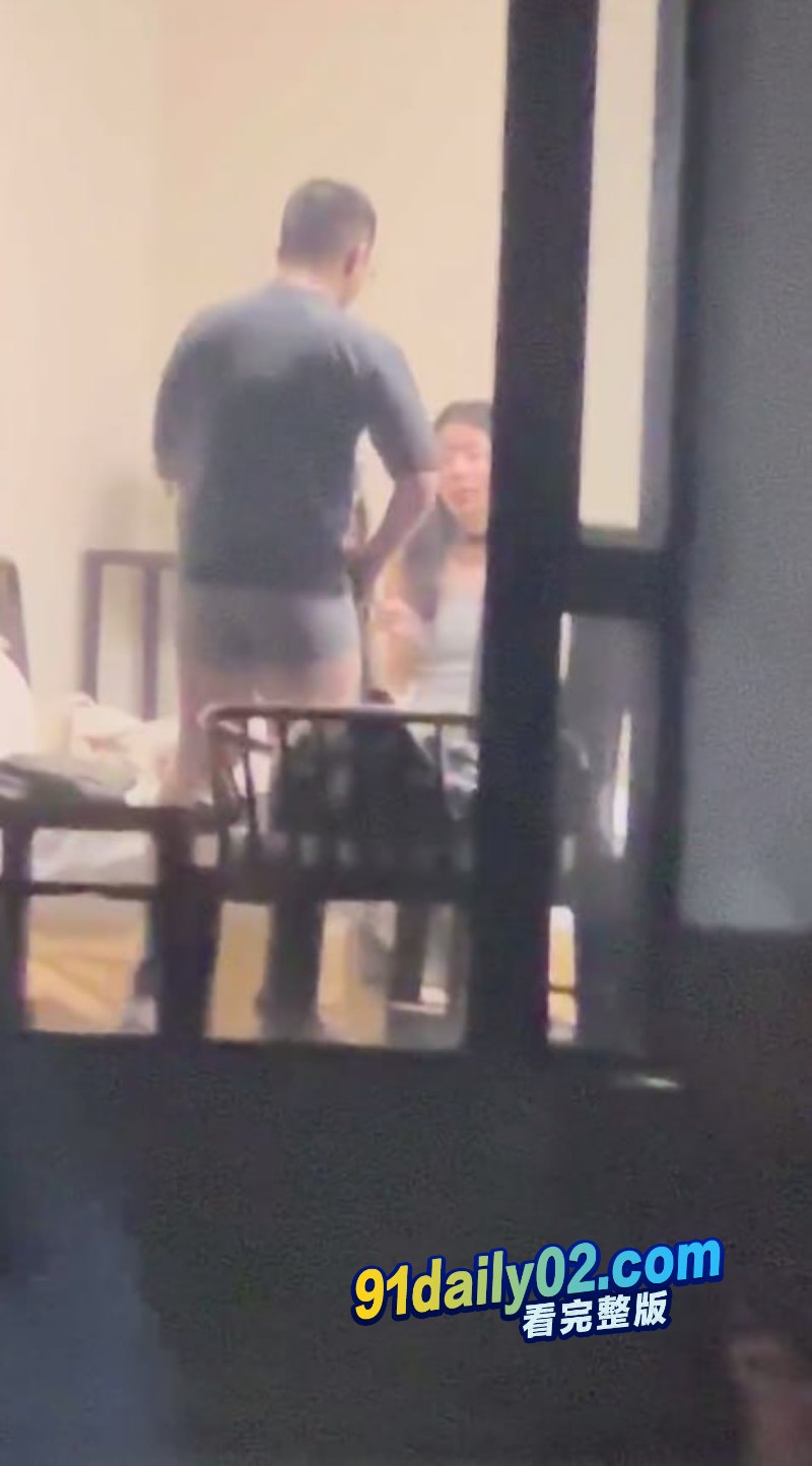 天津现代传媒职业学校大瓜！ 教师马现磊宿舍与女学生乱伦 大学生性教育现场！ 图3