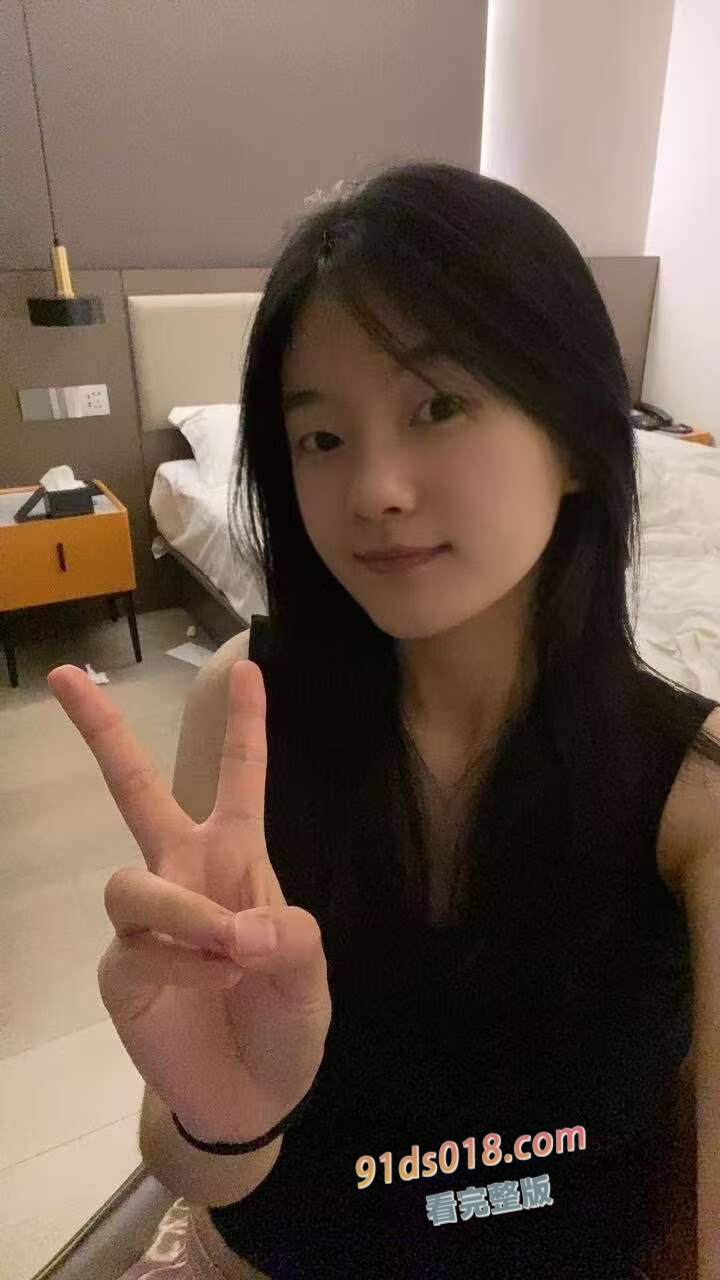 北京外国语大学 刘薇 在宿舍跟男友裸聊，性爱视频分手后被渣男曝光！ 图2