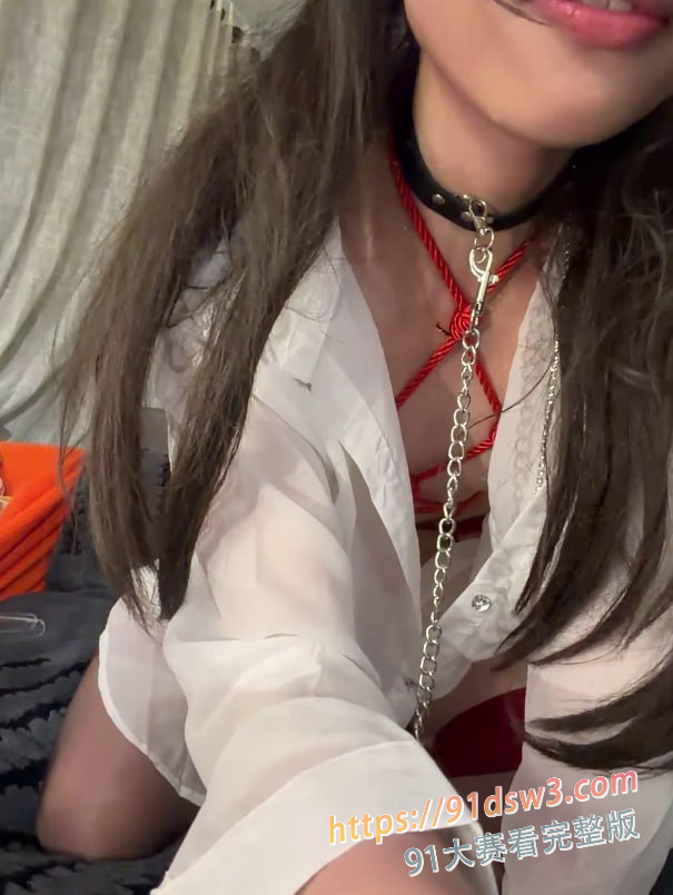 ST站女主播 Yiyi 开票大秀高颜值嫩妹COS 红绳捆绑情趣装下 嫩穴道具狂插自慰 图5