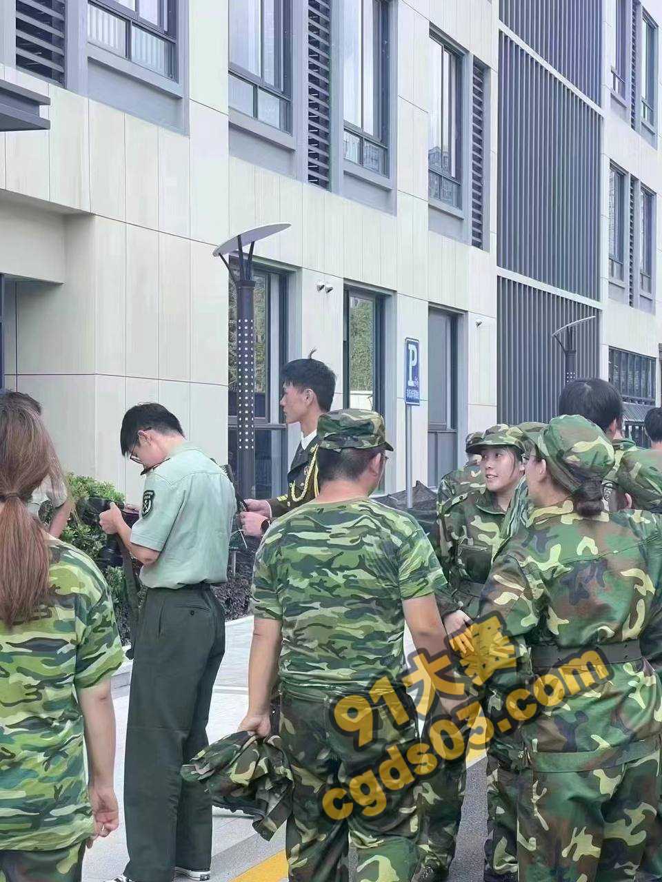 浙大城市学院大瓜！ 24级环境设计陈子约与富二代军训教官开房约炮 图14