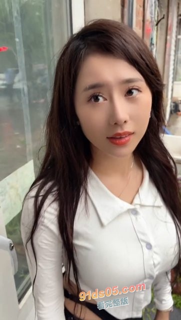极品大屁股嫂子搭配渔网高跟鞋 发情勾引小叔子 主动给其磕头接受内射 真是个欠操的贱货！ 图6