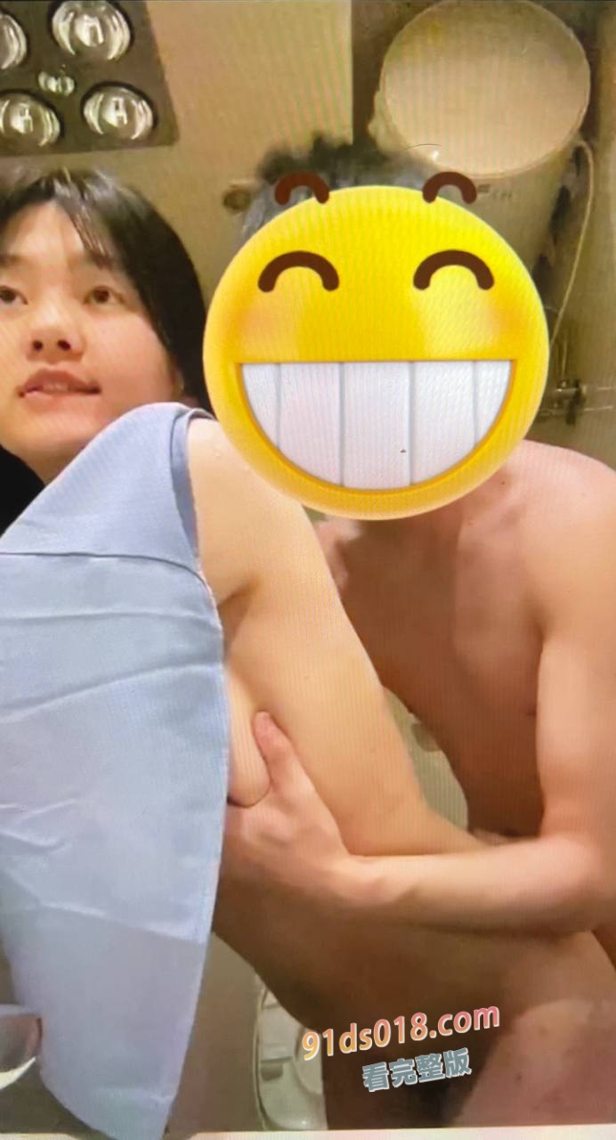 北京外国语大学 刘薇 在宿舍跟男友裸聊，性爱视频分手后被渣男曝光！ 图5