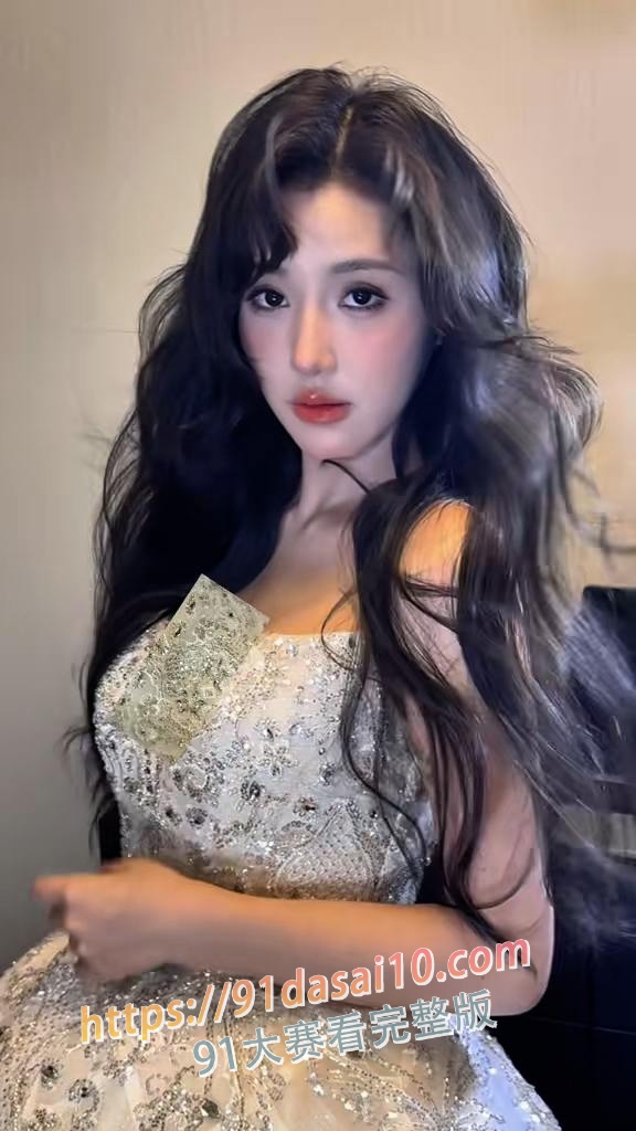 三只羊乔妹10分43秒视频曝光 带跳蛋直播被小杨哥操控，双腿颤抖潜规则实锤 图6