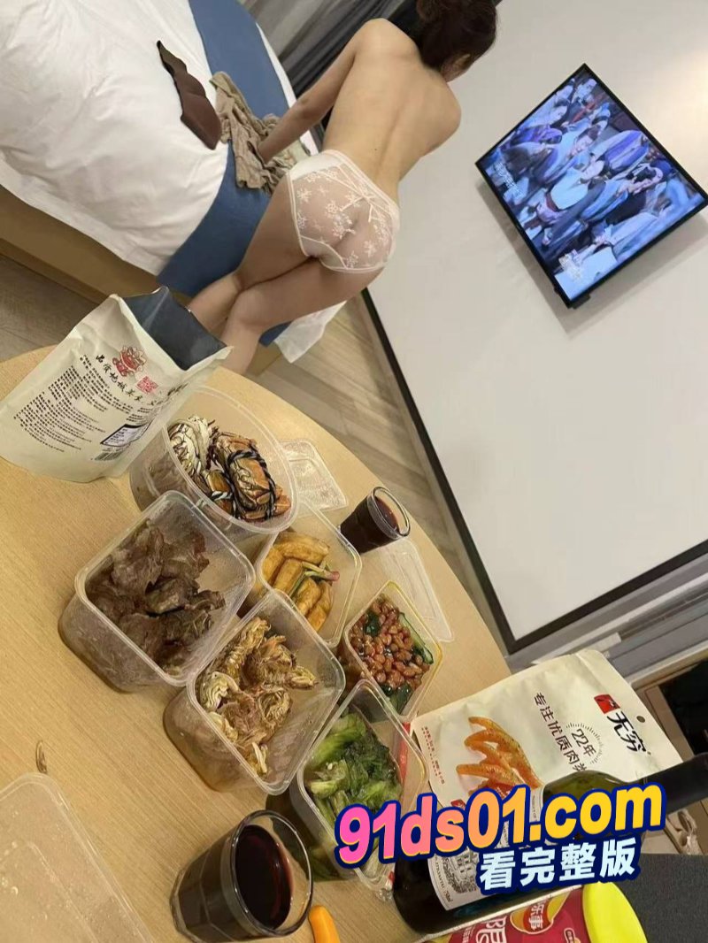 张芝山网红老板娘「夏红」卖逼养全家 被金主曝光 果小姐女装店成打卡地 图2