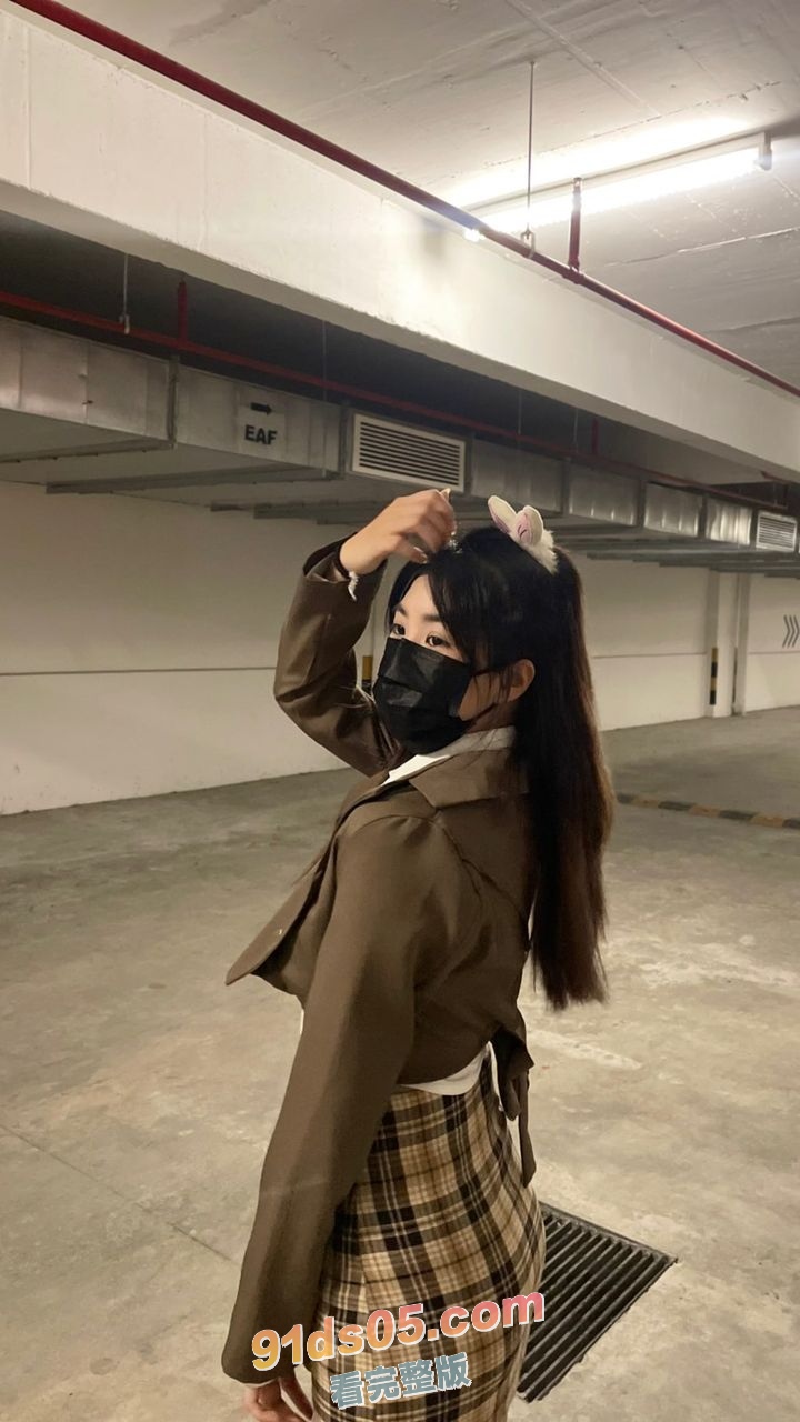 抖音ins双平台 女网红 凯莹 被曝3万就能包养一个月 被金主按头猛猛深喉实在可怜！ 图6