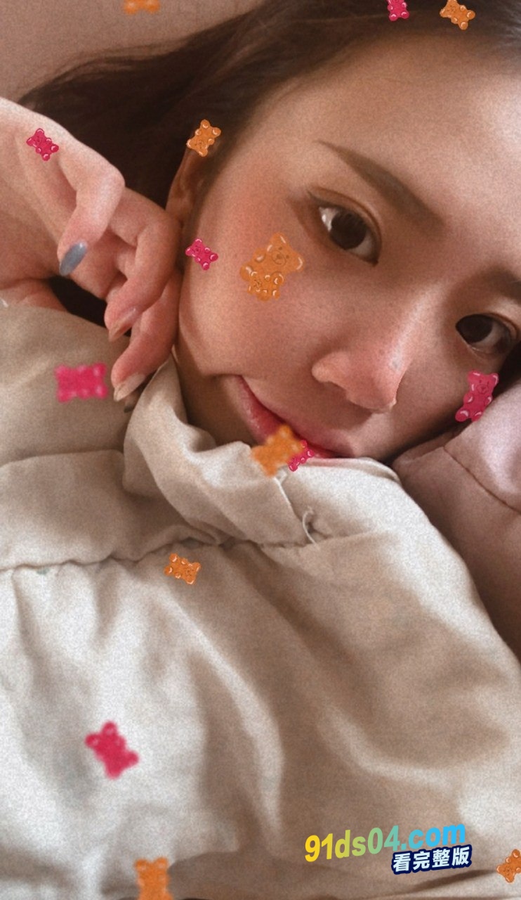 健身教练大神调教十九岁大奶女学员 靓丽的颜值 欠操的逼 拍摄海量私拍 诱惑教练求你干我！ 图6