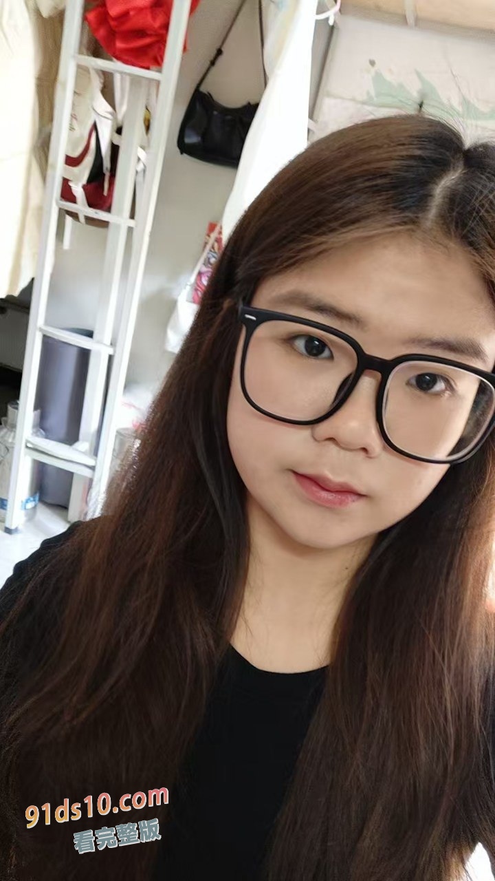 独家曝光 洛阳师范学院 大四学生王钦辉 绿帽男友 喜欢分享女友淫荡一面 图4