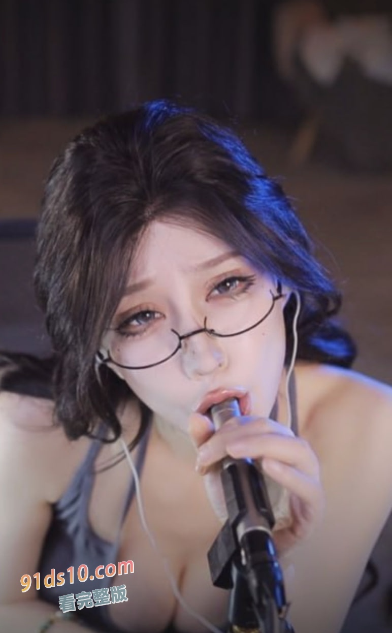 虎牙女神张爱玲最新会员祭定制福利 姐姐的小憩 火热上线！ 图2