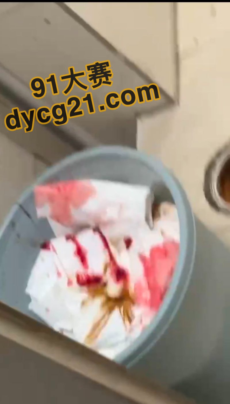 吃瓜！大连高校厕所生子 人们总说女生要洁身自好 却忽视男生要担责 图3