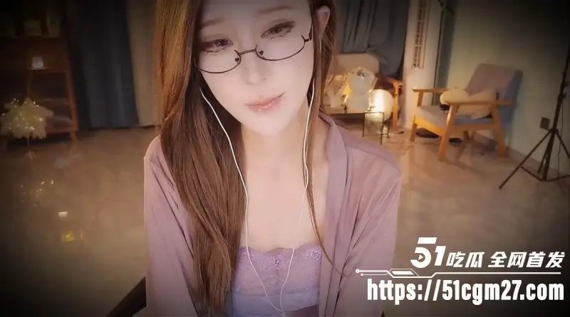 B站擦边主播 张爱玲 耳边轻声细语淫语撩拨 醉酒老板不行粉丝猛操内射 太会撩人!