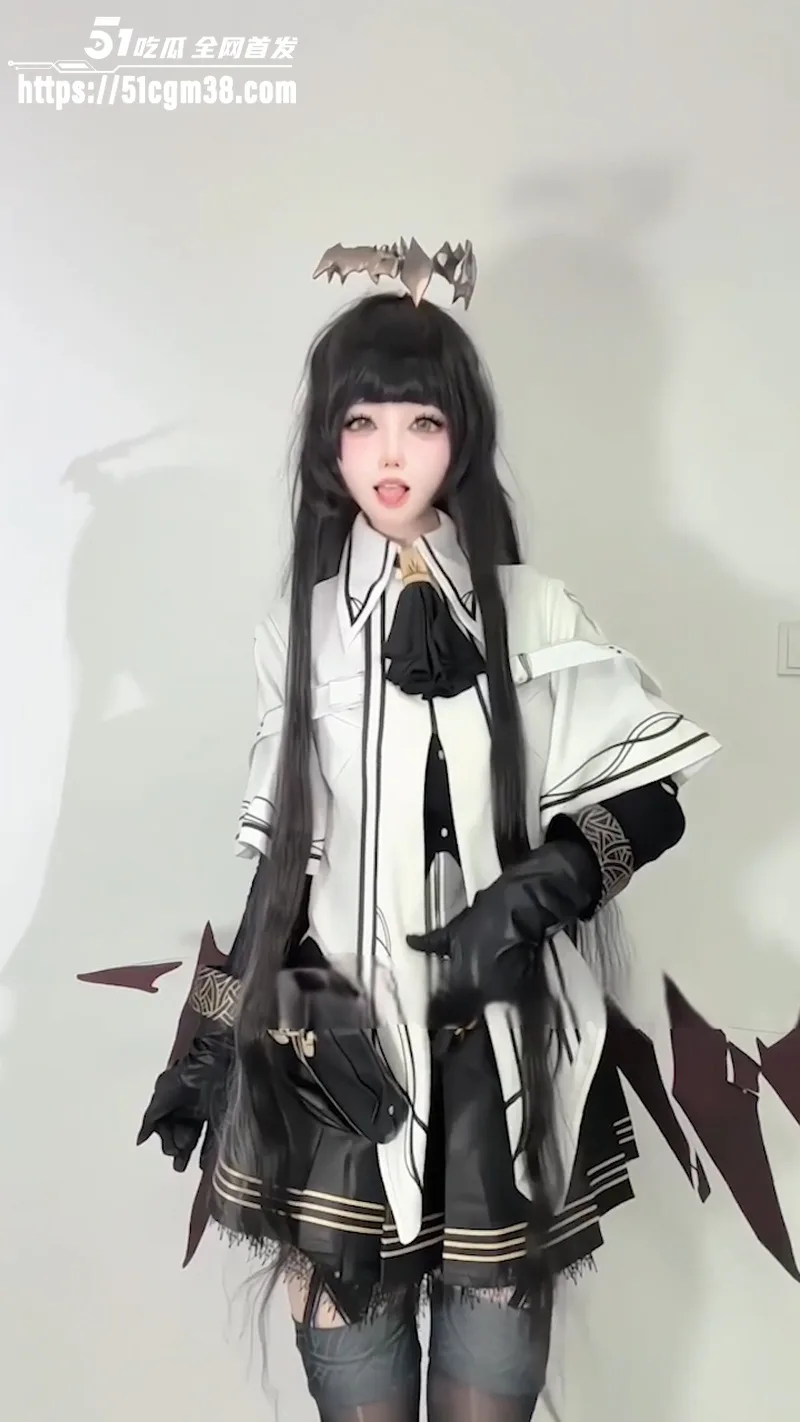 网红萝莉 希尔薇 裸舞视频 素白香躯体态婀娜 粉乳娇莹尽显淫靡春色!