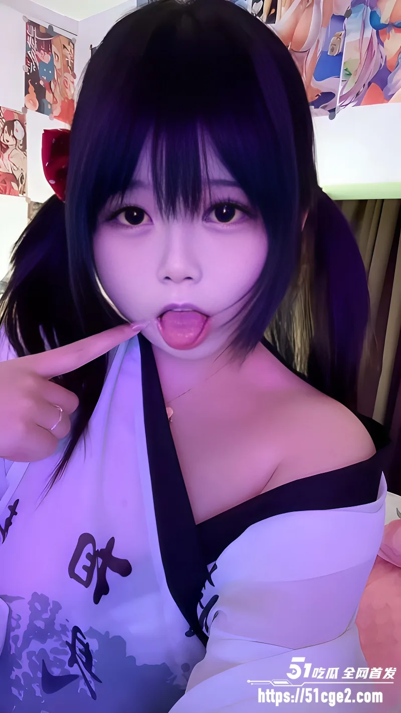 抖音网红 幸酱 大尺度自慰福利 怼镜掰穴玩弄美鲍 震动棒猛插嫩穴浪叫不停!