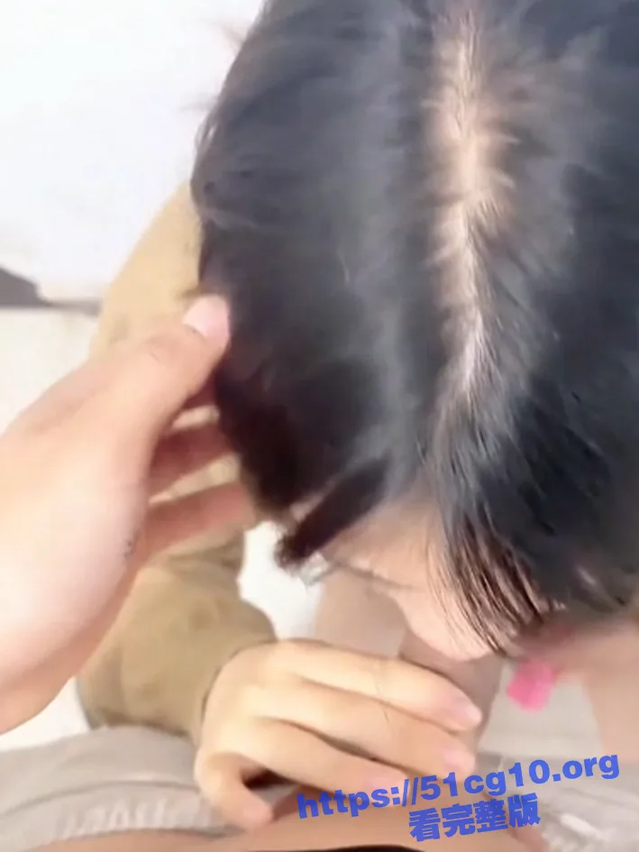 乱伦大神 异父异母的妹妹 妹妹带跳蛋出门后 回来发情被我爆操内射!