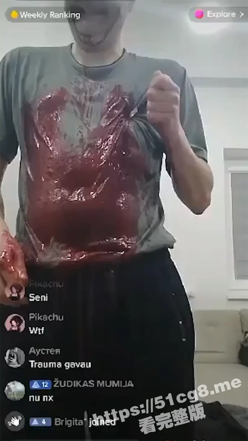 美国狠人直播自残！一名中年男子在Facebook上直播捅自己 这是受了什么刺激吗？