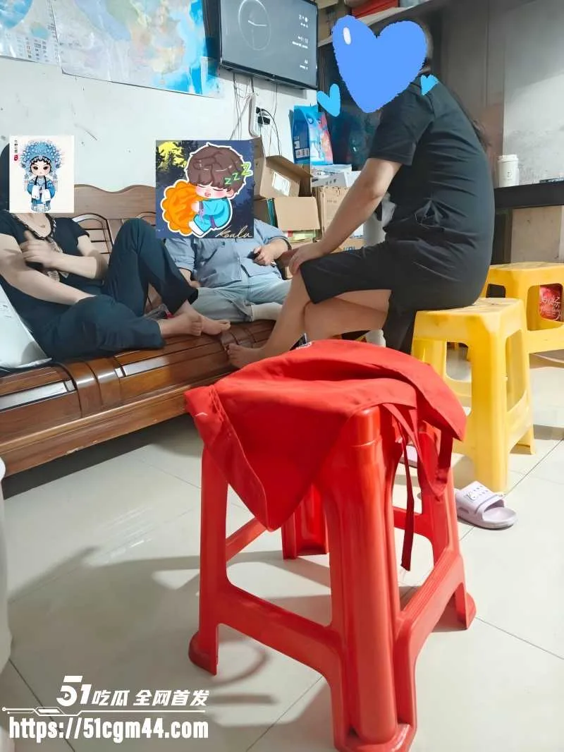 乱伦大神 大姨姐的性福 520巨作 大姨子女儿床操大姨子 骑乘扭胯极致榨精!