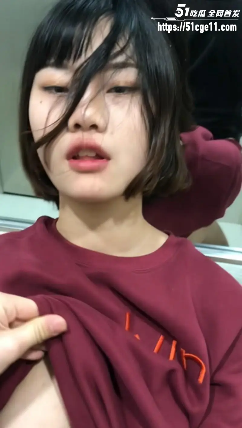 反差短发学生妹 酒店约啪私拍 对镜后入娇喘甜腻 被操到求饶浑身瘫软!