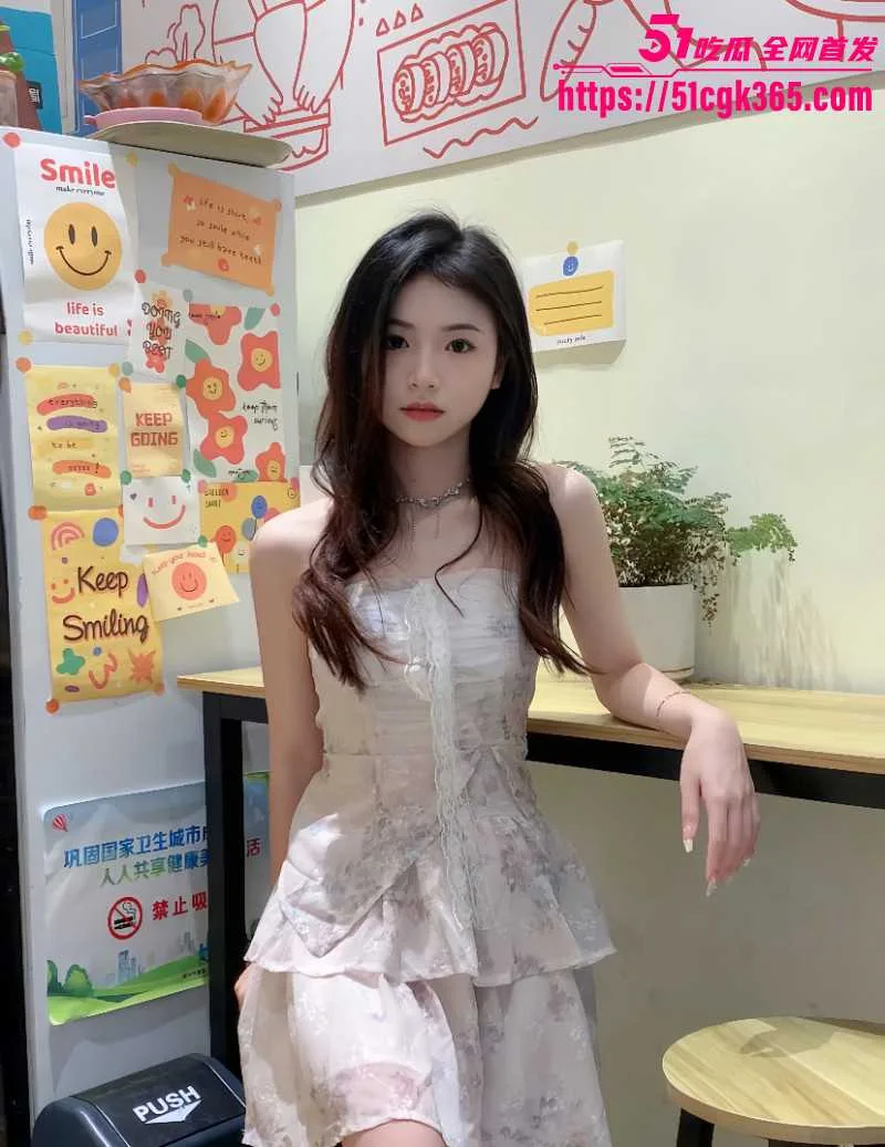 乱伦大神 妹妹的第一次给了我 终究没忍住 孕妇妹妹海边木屋发情 饥渴难耐强上泄欲！