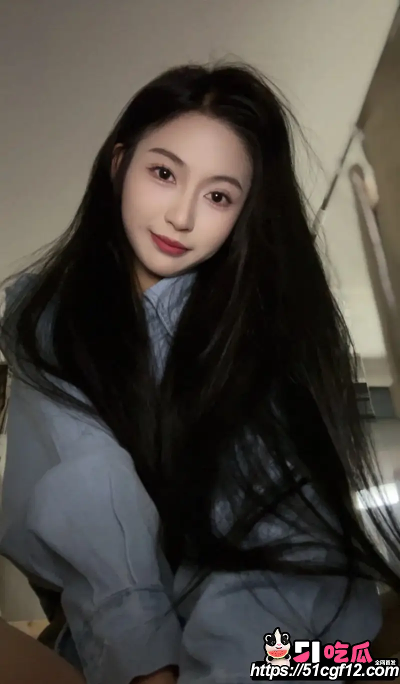 广东反差学生妹 周晓恩 约炮私拍 穿女仆装捣穴自慰 骑乘榨精表情风骚 天生的卖逼圣体!