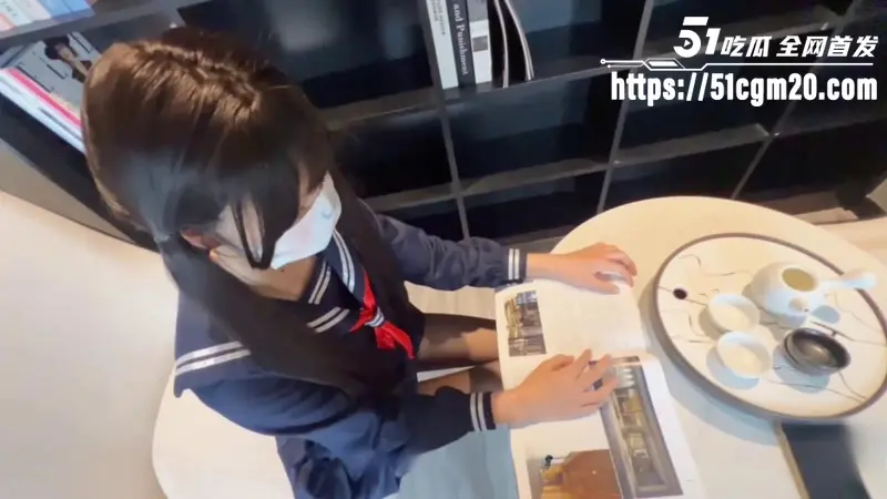 清纯网黄 小向喵 剧情佳作来袭 黑丝学妹色诱老师口交挑逗 白虎蜜穴紧裹肉棒疯狂榨精